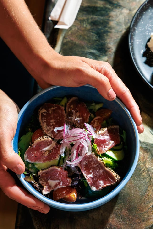 Maguro Tataki Salad.