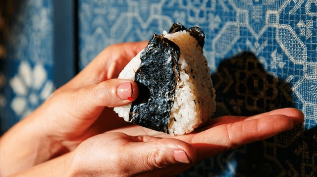 Onigiri Umeboshi.